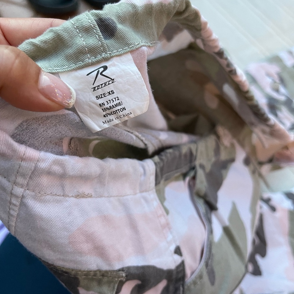 Rothco Camouflage Joggers - Green and Pink - Picture 5 of 5